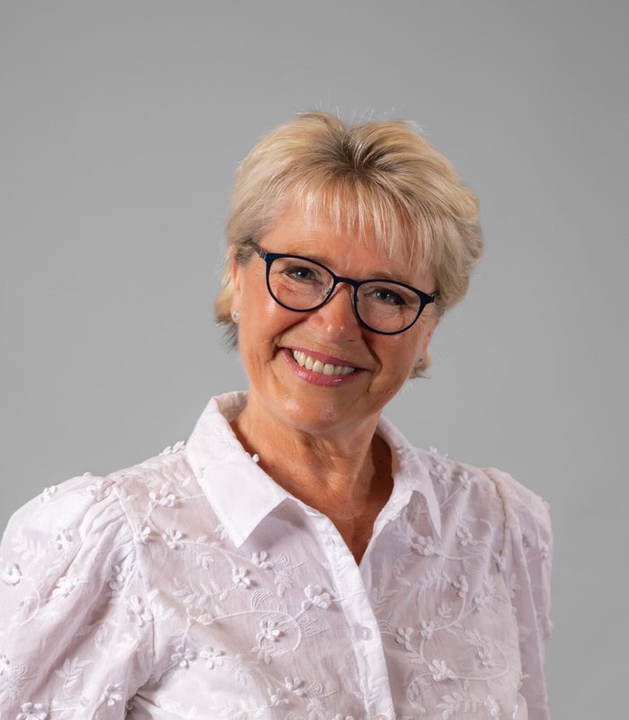 Kjersti Hatlebrekke, Bekkenfysioterapeut og sexolog